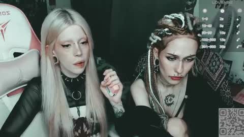 Snapshot of succubus_leslie chatting on 06.07.26 succubus_leslie online show from 06.07.26