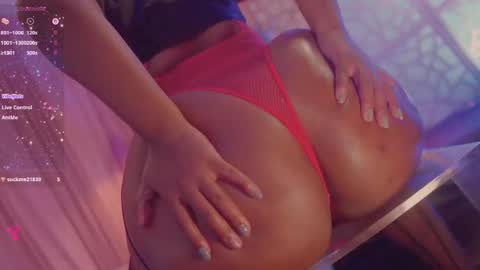 Succubus RoseMilk online show from 10.30.25