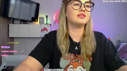 Snapshot of suchcute_ chatting on 02.07.26 suchcute_ online show from 02.07.26