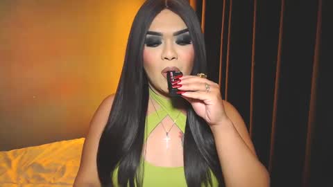 Snapshot of suckablecockoffreya chatting on 12.02.24 JADE ELYSE online show from 12.02.24