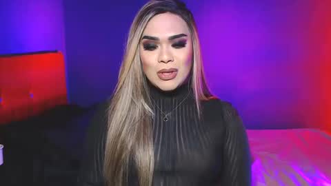 Snapshot of suckablecockoffreya chatting on 12.23.24 JADE ELYSE online show from 12.23.24