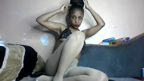 Snapshot of sugar_lace chatting on 05.25.26 sugar online show from 05.25.26