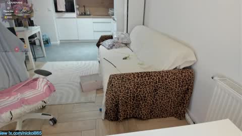 Snapshot of sugar_rainbow chatting on 02.04.26 Kinga online show from 02.04.26