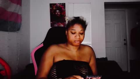 lexi love online show from 11.20.25