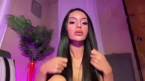 Snapshot of sugarhoneysw8 chatting on 01.27.25 Jess online show from 01.27.25