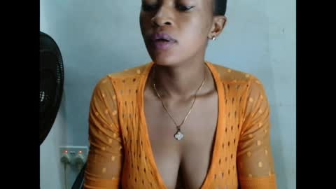Snapshot of sugarxpussy chatting on 05.13.26 sugarxpussy online show from 05.13.26