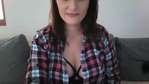 SugarYas online show from 12.14.24