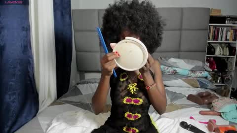 suhaila_suu online show from 10.18.25