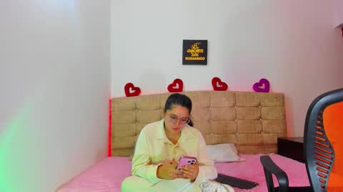 summer_girls01 online show from 10.07.25