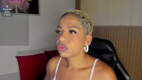 Snapshot of summer_night_ chatting on 02.28.26 Summer online show from 02.28.26