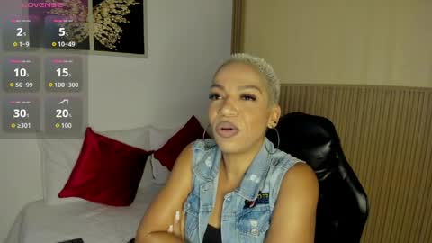 Snapshot of summer_night_ chatting on 04.10.26 Summer online show from 04.10.26