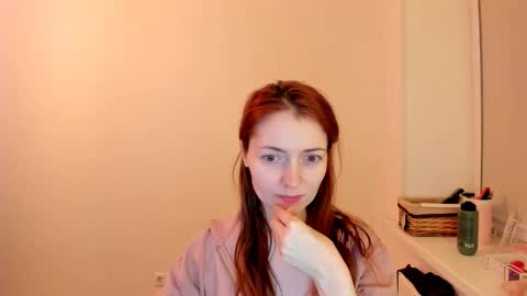 Summer Preston online show from 12.19.25