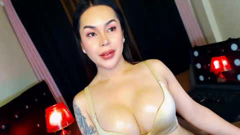 Snapshot of summerleonets chatting on 01.06.26 Summer online show from 01.06.26