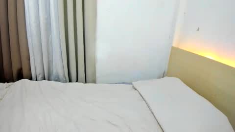 summersunshinex online show from 11.20.25