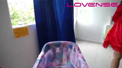 Snapshot of sun1moon6 chatting on 02.14.26 moon1 online show from 02.14.26