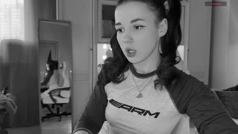 Miss Nelly online show from 12.13.24