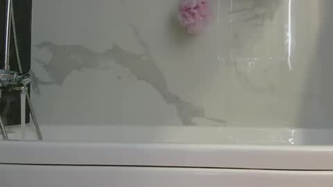 Olivia online show from 02.08.26