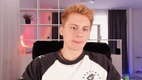 Snapshot of sunburn_boy chatting on 07.21.26 Emilio online show from 07.21.26