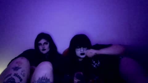 Snapshot of sundaygoth chatting on 07.02.26 sundaygoth online show from 07.02.26