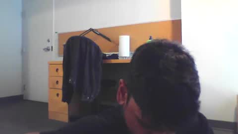 Snapshot of sundoog chatting on 09.18.25 Sundoog online show from 09.18.25