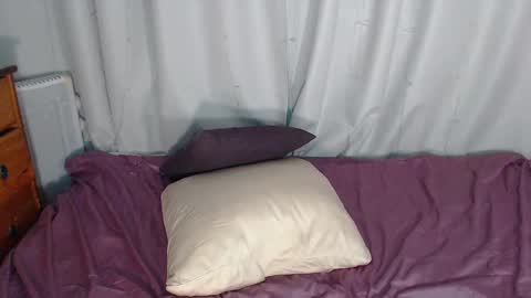 Snapshot of sunloveandwe chatting on 02.22.25 Mistress Eve online show from 02.22.25