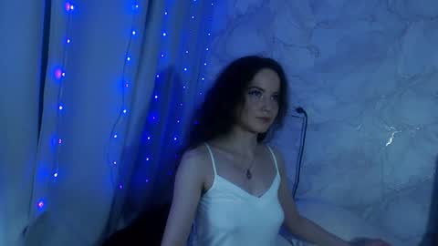Snapshot of sunloveandwe chatting on 05.03.26 Mistress Eve online show from 05.03.26