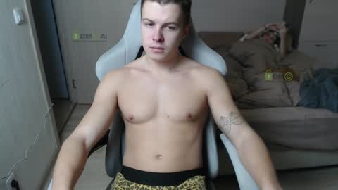 Snapshot of sunny1girl chatting on 02.06.25 Alice and Sergey online show from 02.06.25