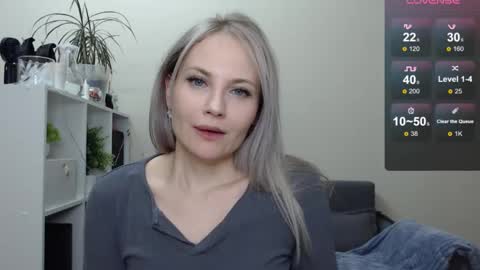 Naomi online show from 01.09.25