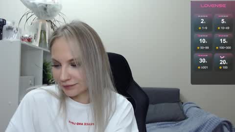 Naomi online show from 02.18.25