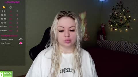 sunny mood online show from 12.24.24