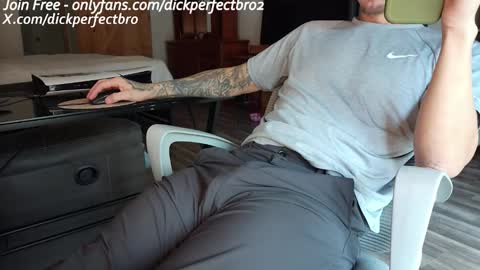 sunny valentine online show from 11.22.25