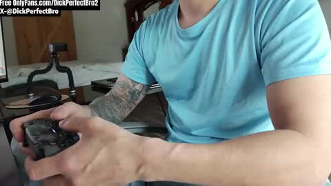 sunny valentine online show from 02.26.26