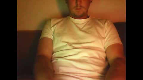 Snapshot of sunnygun0 chatting on 12.25.24 sunnygun0 online show from 12.25.24