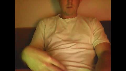 Snapshot of sunnygun0 chatting on 02.19.25 sunnygun0 online show from 02.19.25