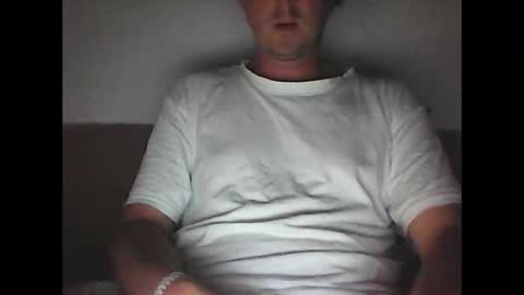 Snapshot of sunnygun0 chatting on 09.22.25 sunnygun0 online show from 09.22.25