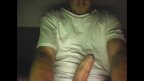 Snapshot of sunnygun0 chatting on 11.04.25 sunnygun0 online show from 11.04.25