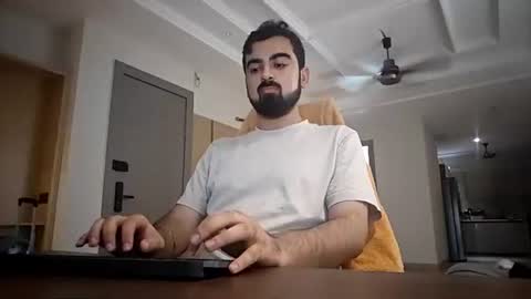 Snapshot of sunnyleonekafan69 chatting on 05.18.26 sunnyleonekafan69 online show from 05.18.26