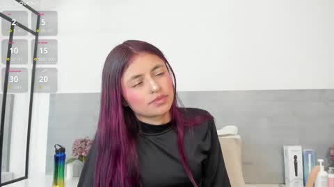 Snapshot of sunnywhitee chatting on 04.29.26 sunnywhitee online show from 04.29.26