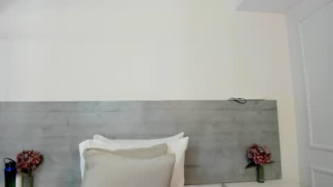Snapshot of sunnywhitee chatting on 06.01.26 sunnywhitee online show from 06.01.26