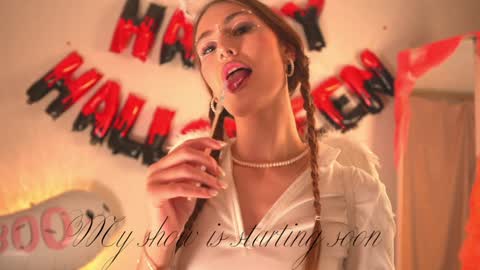 Alice online show from 12.24.24