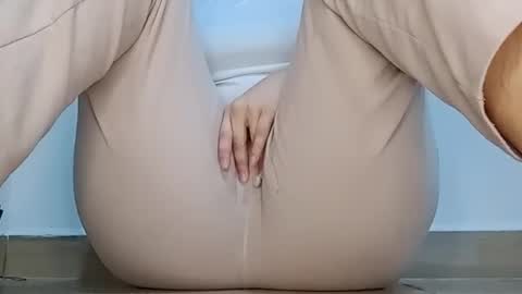 Annie online show from 02.28.26