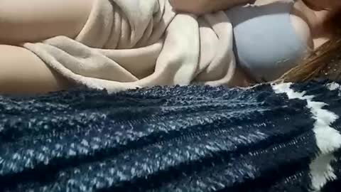 Annie online show from 04.23.26