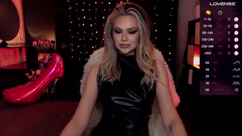 Mistress Molly online show from 01.07.25