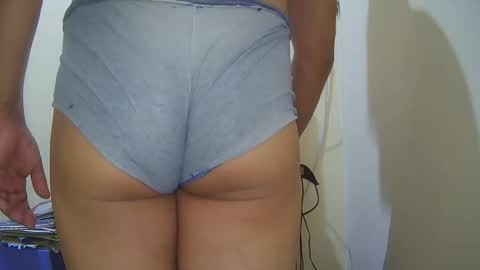 Snapshot of superboy977 chatting on 12.22.25 superboy977 online show from 12.22.25