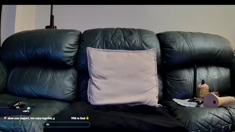 Snapshot of superduty5speed chatting on 09.13.25 Thomas online show from 09.13.25