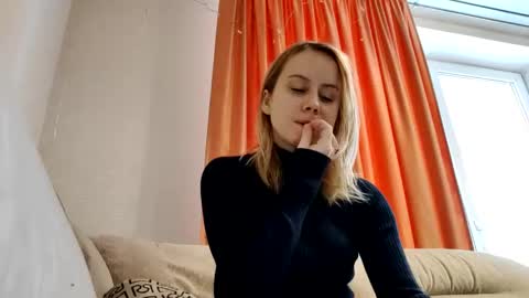 Annie online show from 01.18.25