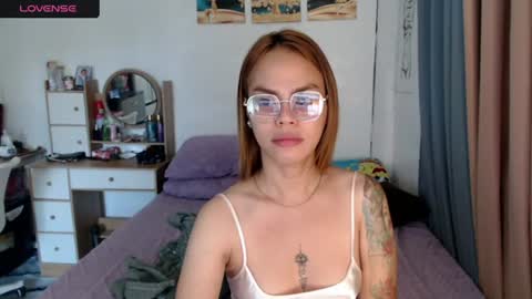 Snapshot of superhotvaleria chatting on 07.07.26 Im val online show from 07.07.26