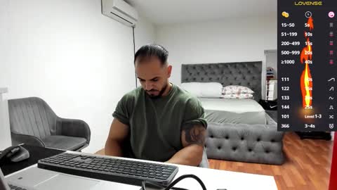 supermanboyxxl online show from 10.15.25