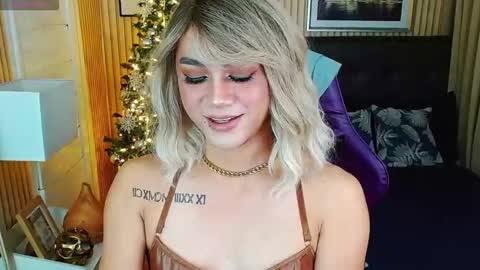 Snapshot of supreme_deity chatting on 09.15.25 DIANNA online show from 09.15.25