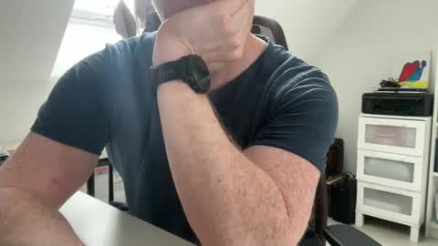 Snapshot of surfstar81 chatting on 03.11.26 surfstar81 online show from 03.11.26